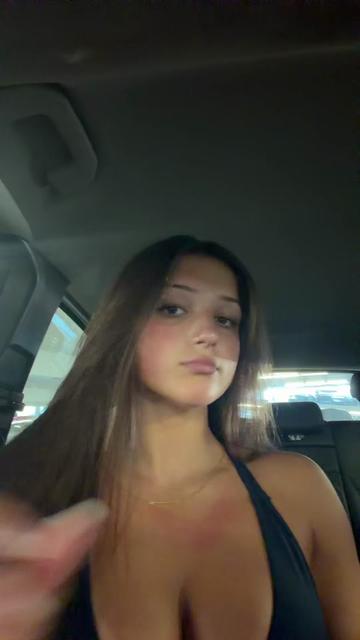 @babyyraebae