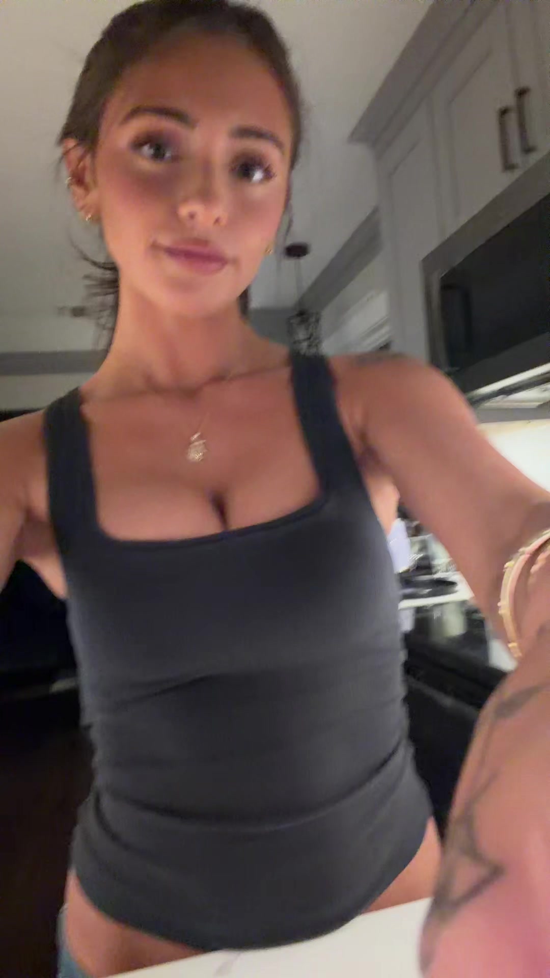 @gi