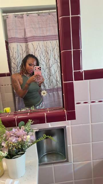 @Naee B 💲
