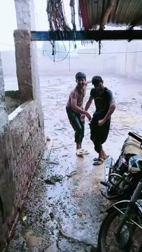 @Thairhussain786110