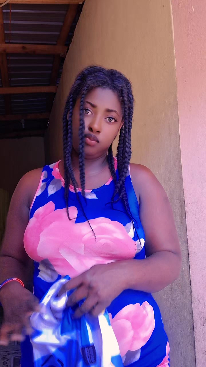 @sherloo la courageuse
