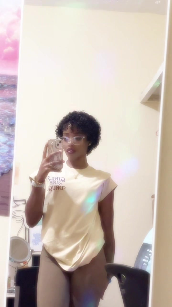 @🦩