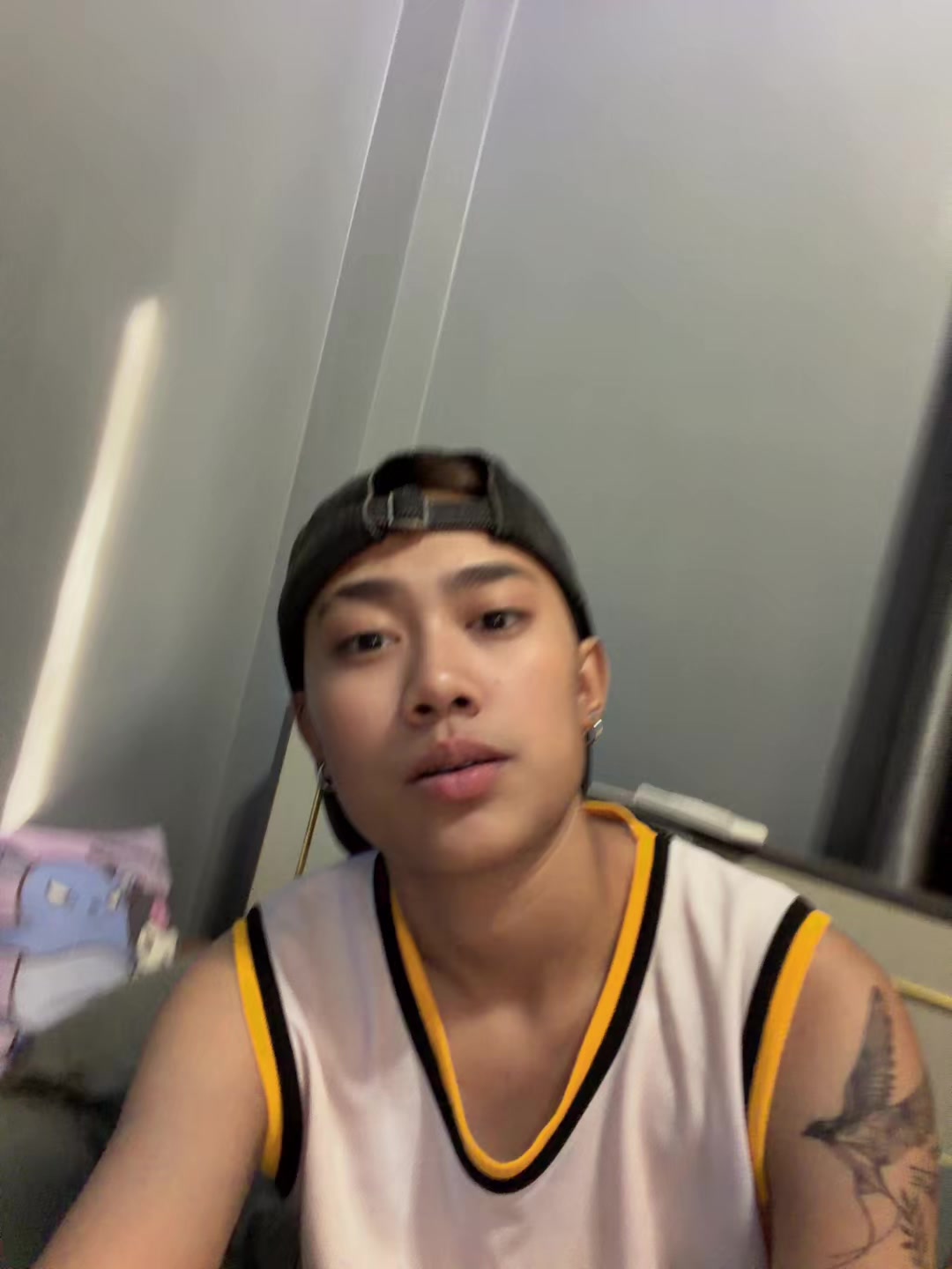 @&rdquo;แพรวดีเอ็ม&ldquo;