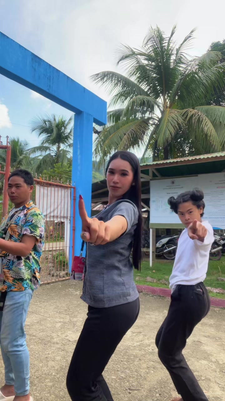 @Via Maureen
