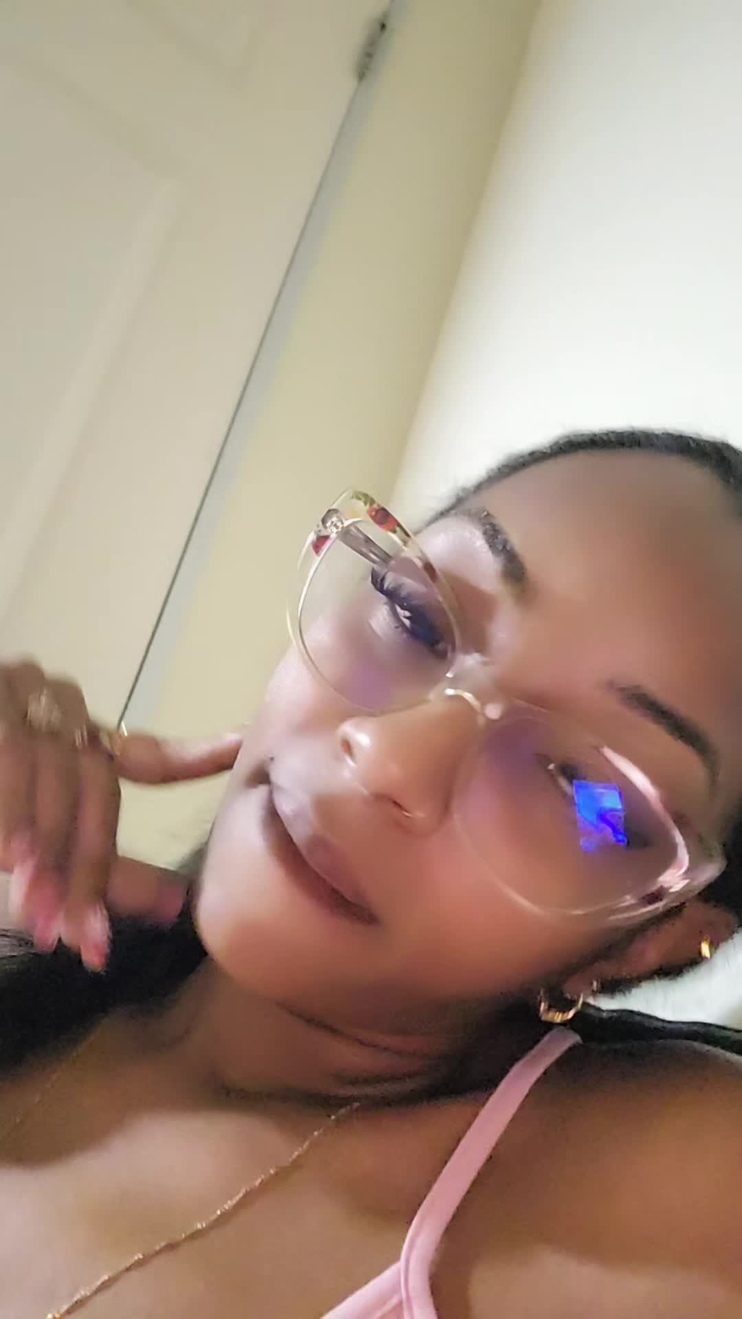 @Hisprettyproblem