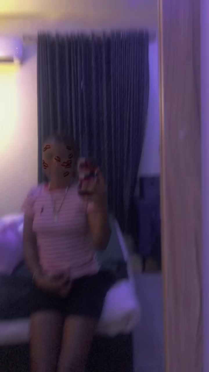 @bellablack012