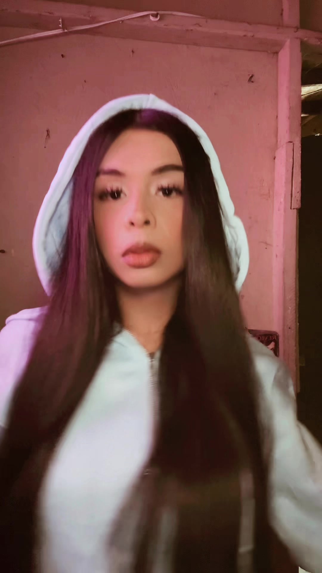 @Cami_