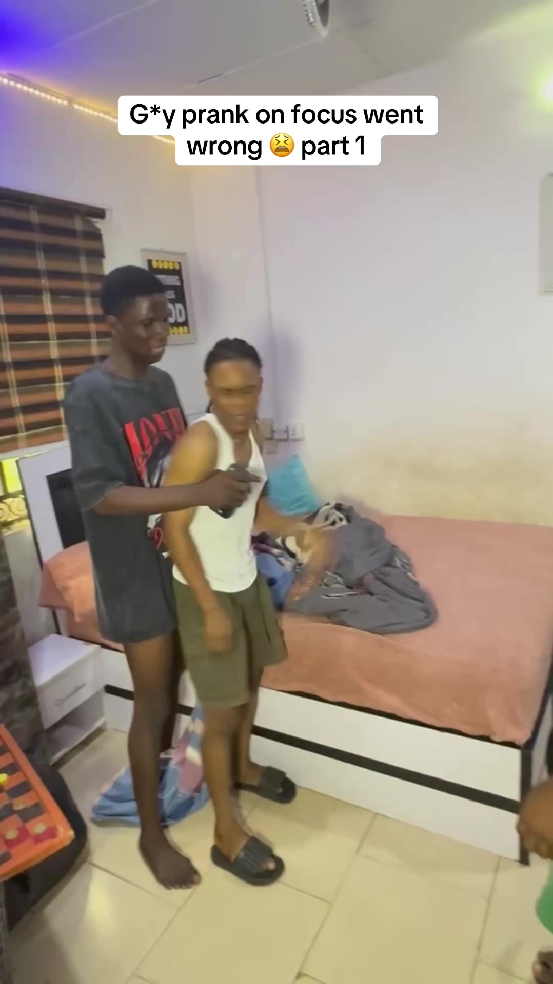 @Jbowonikoko