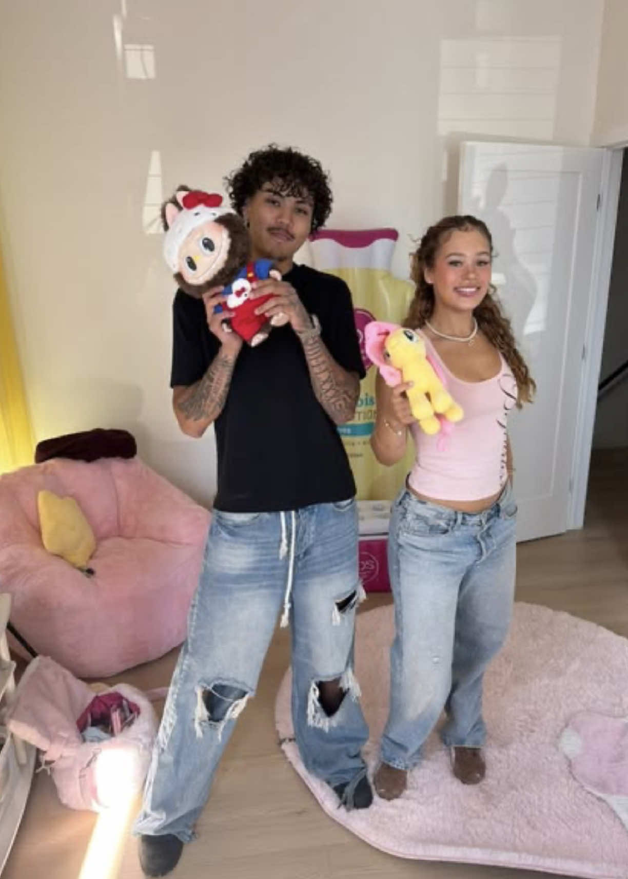 @miababyd0ll