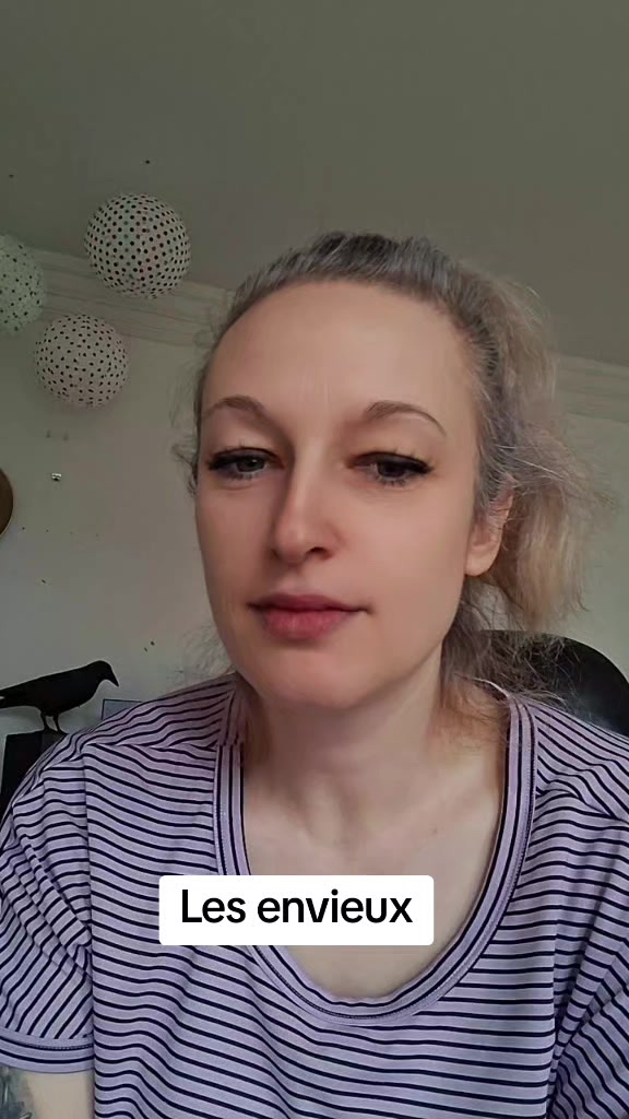 @Victoria Elliott Keys
