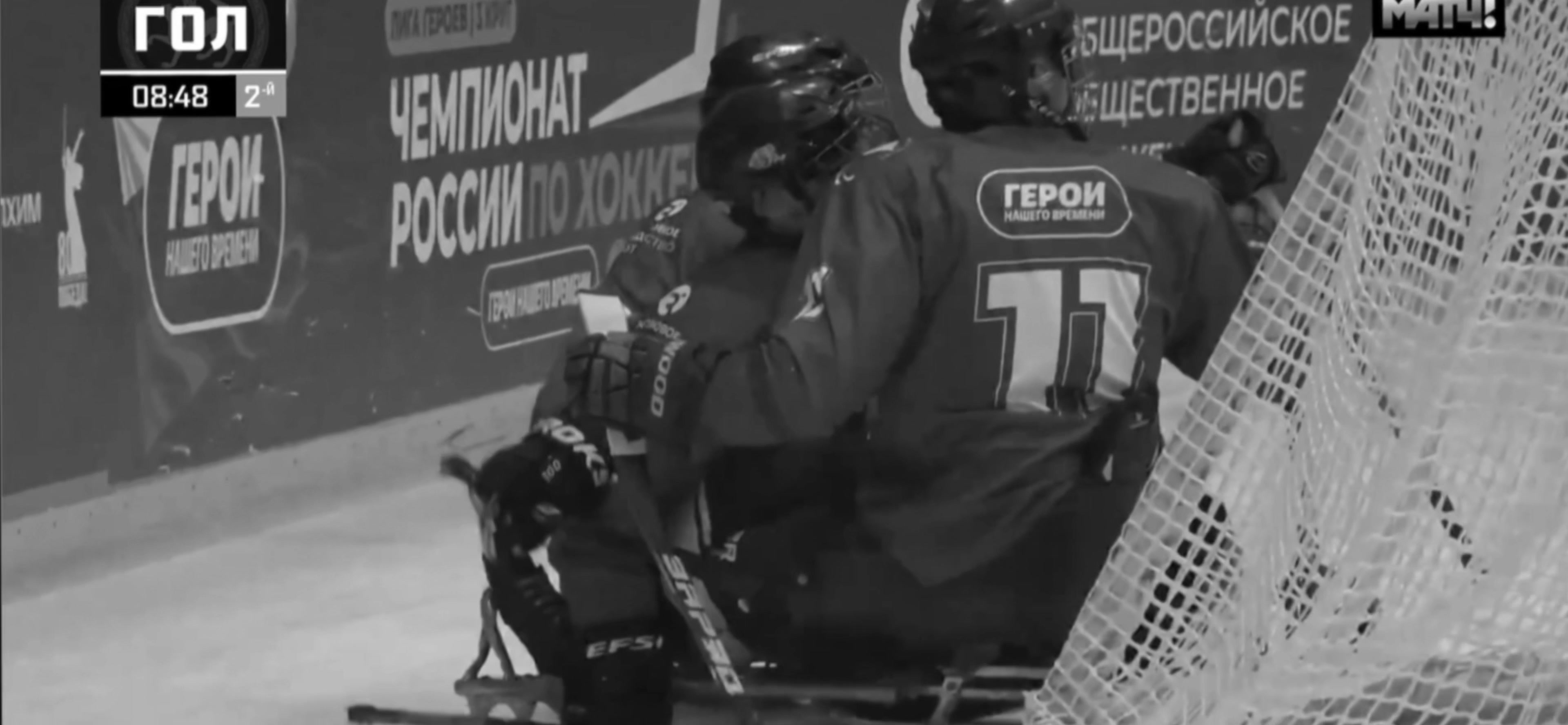@hockey_sledge