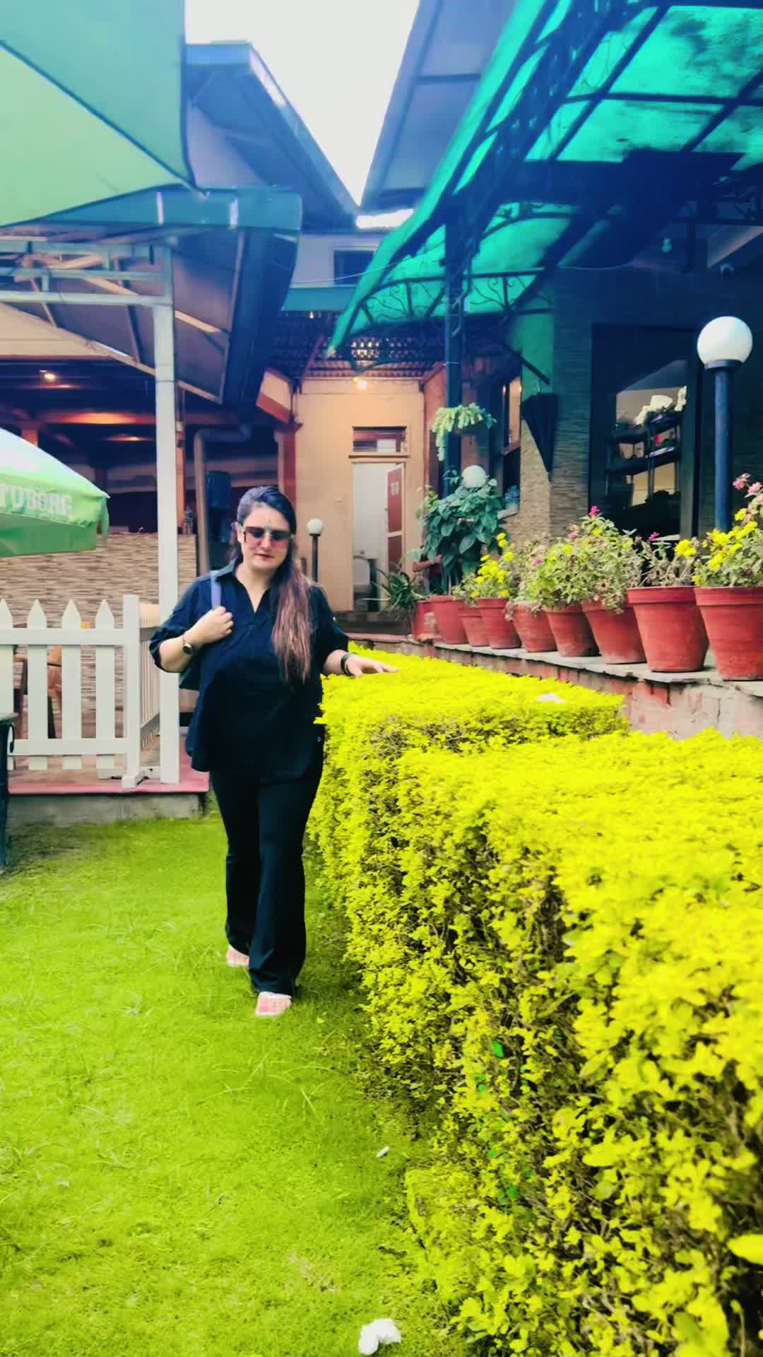 @radhathokra@🥰