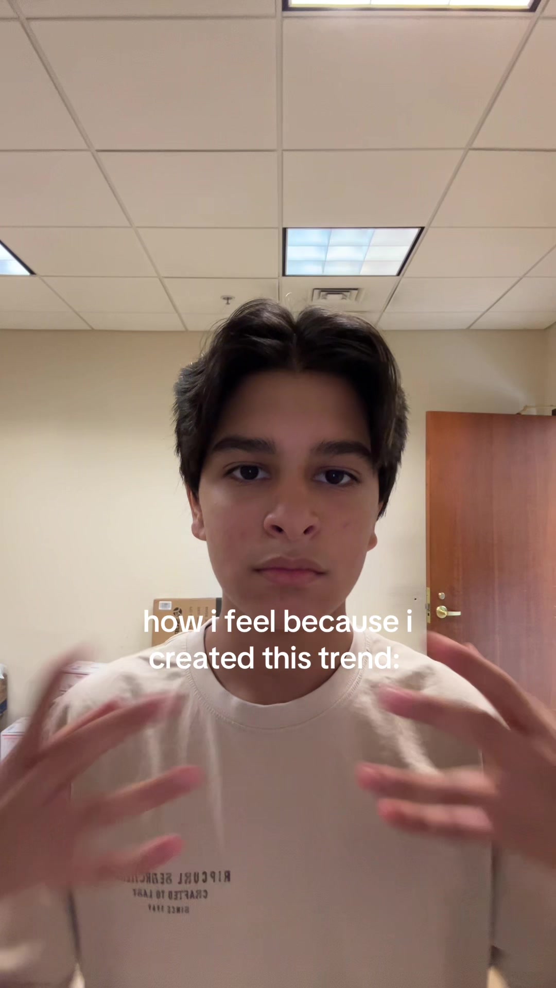 @E S H A N