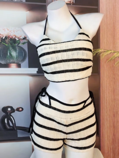 @Bikini Secrets