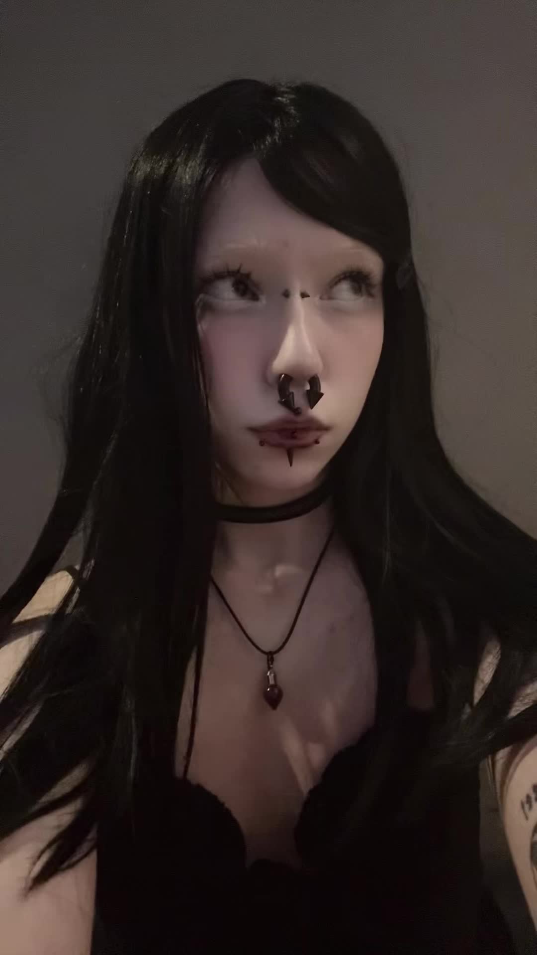 @чич🦇
