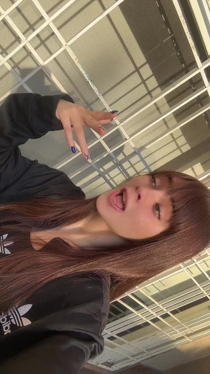 @Zai
