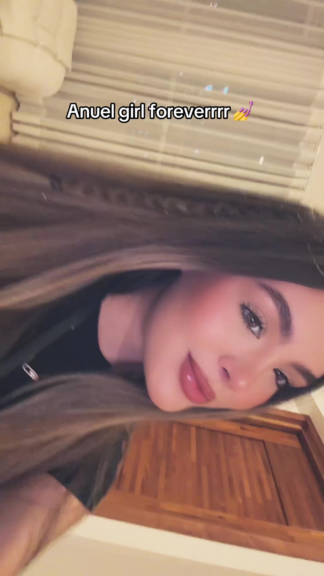 @IsaBella