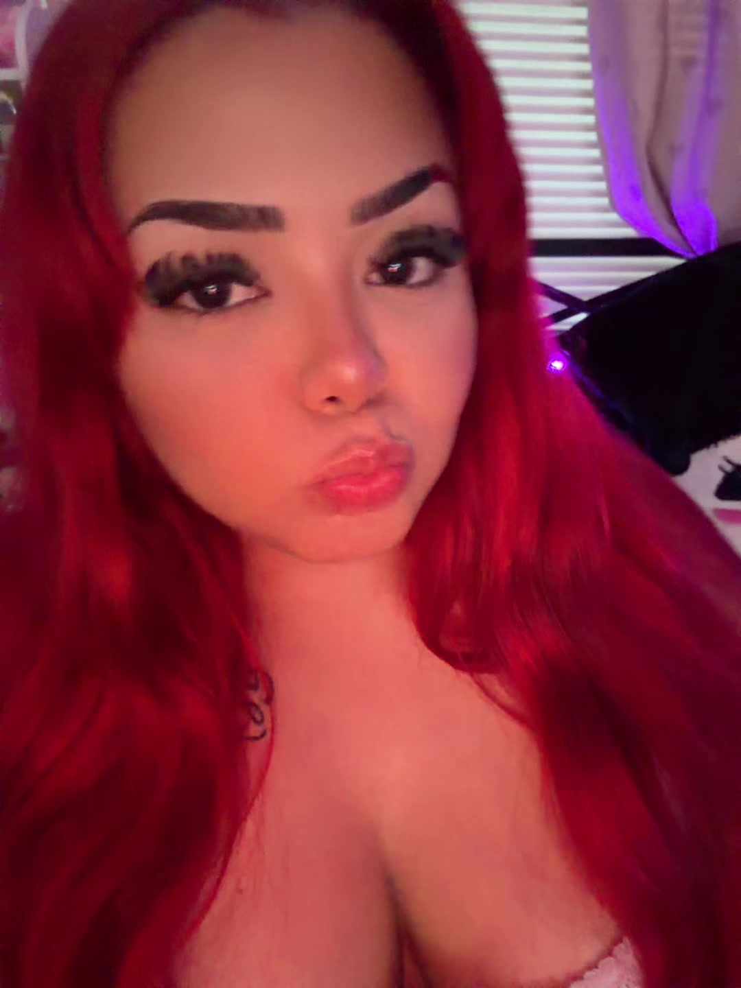 @𝕽𝖊𝖉🍒💋&trade;️
