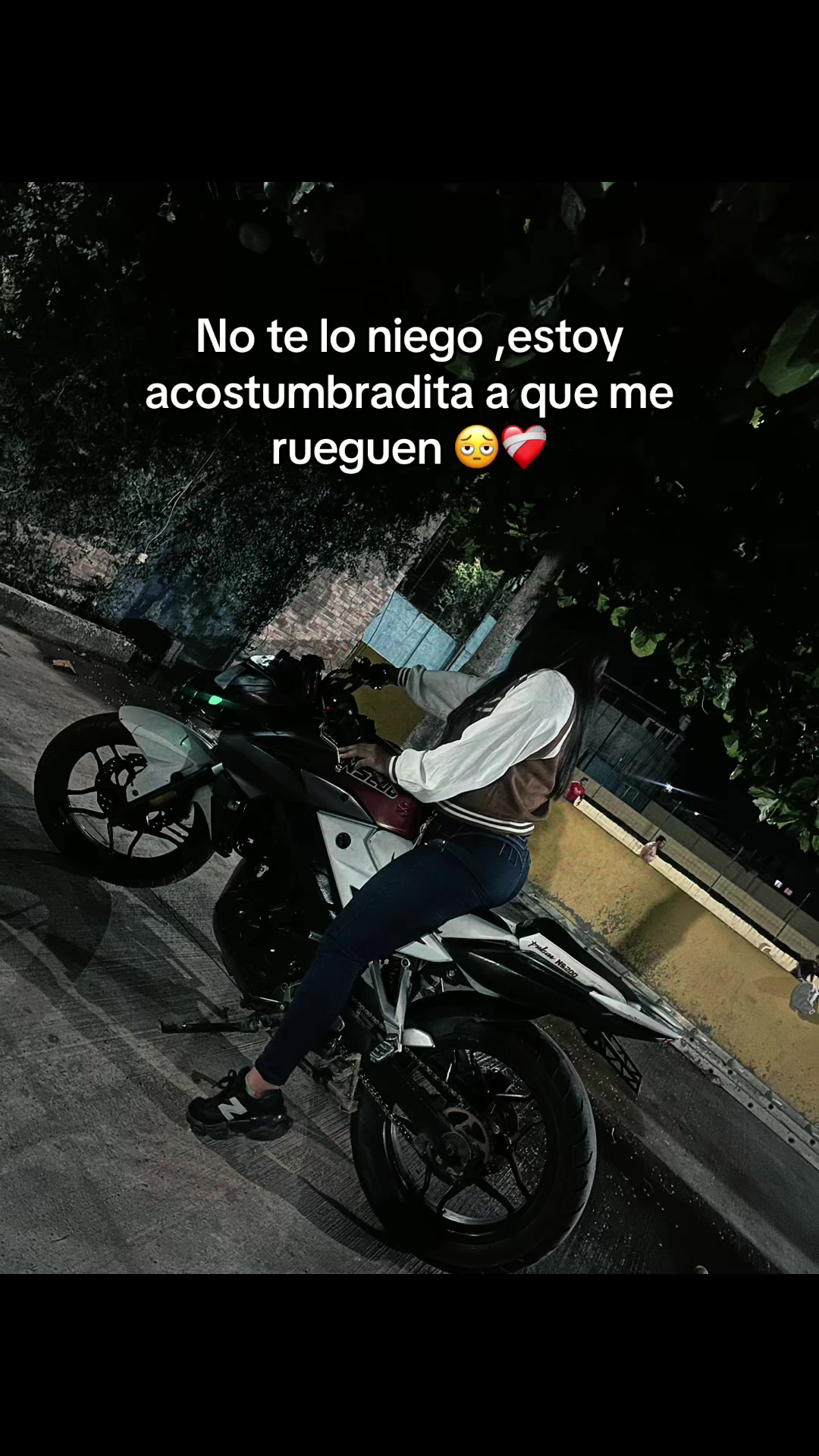 @Elizabeth🦋❤️
