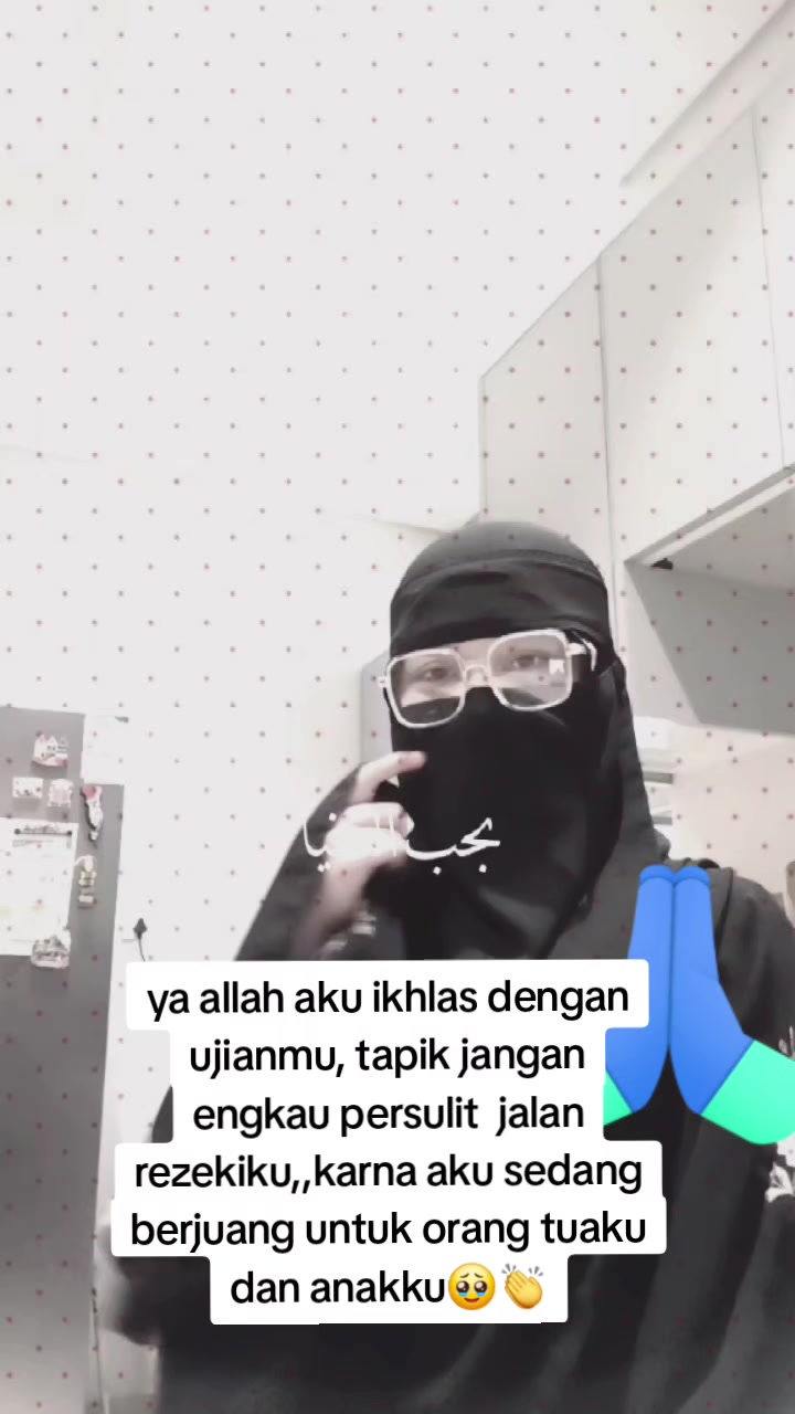 @istri ewin😊🥰