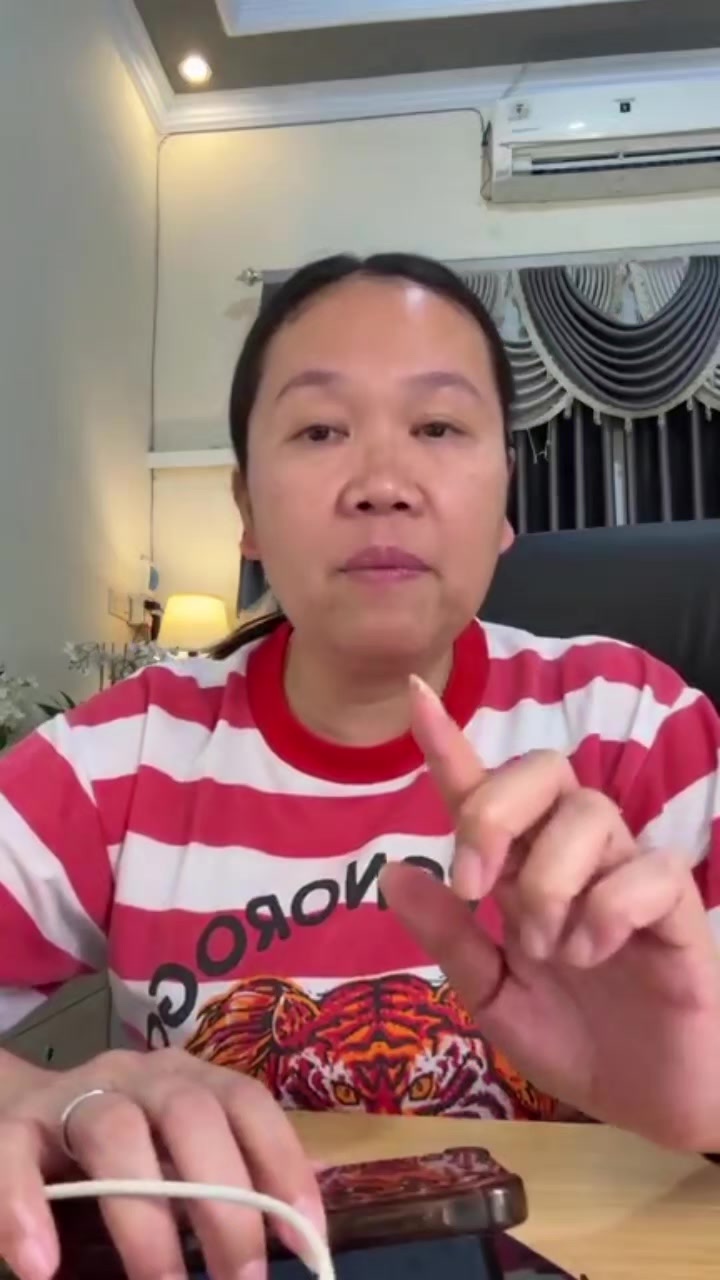 @Miss Yuni