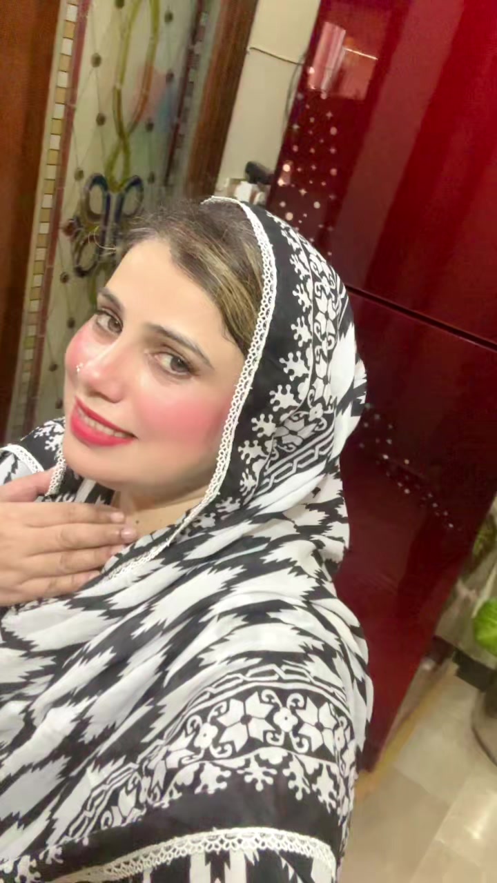 @Munazza rizvi Official