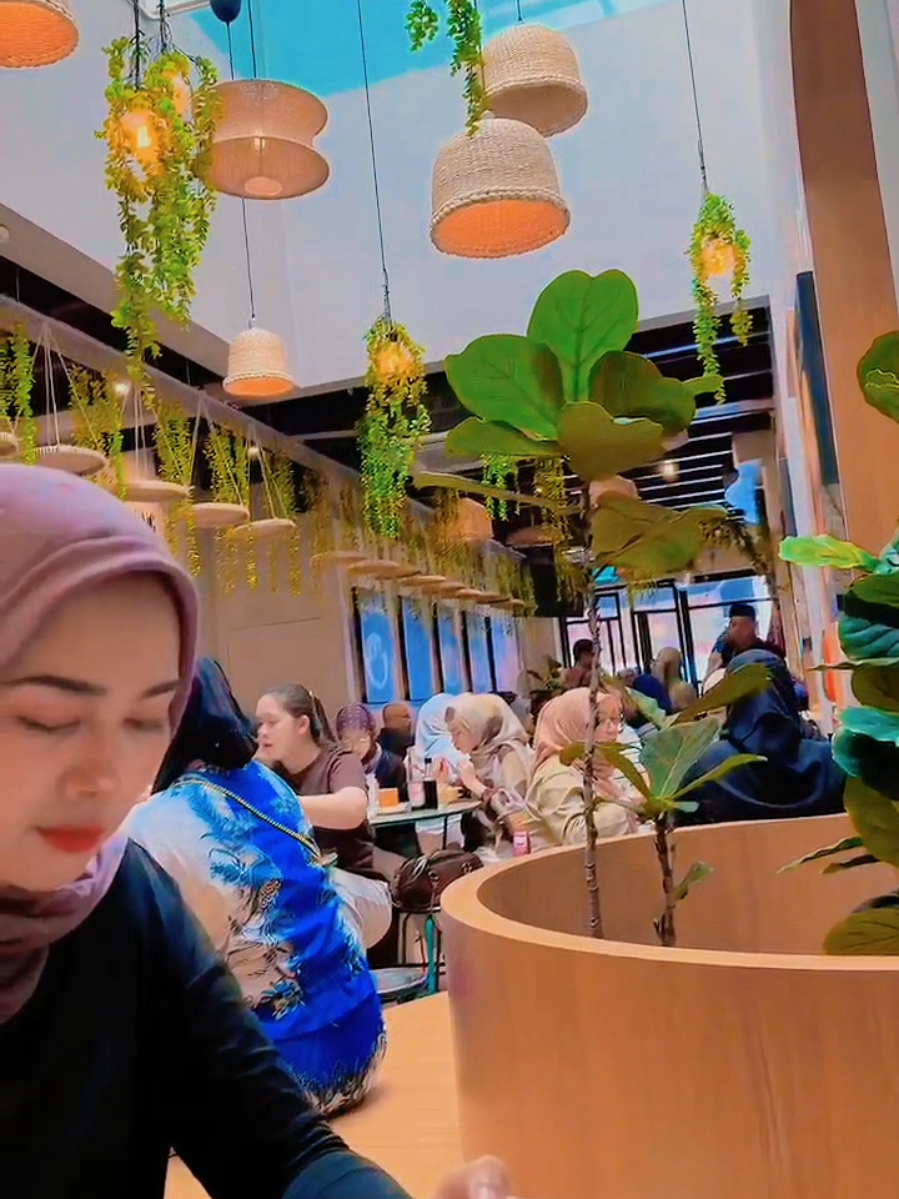 @PUTERI NONIE