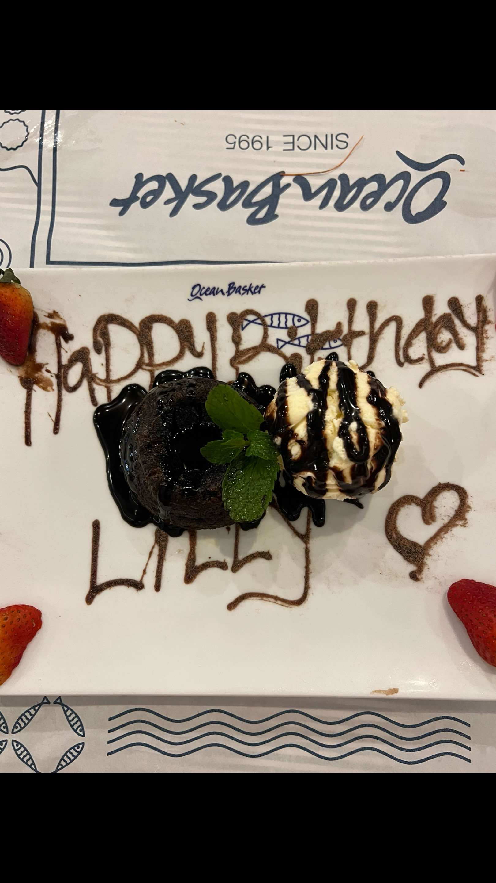 @🧸Lilly hayat 👑