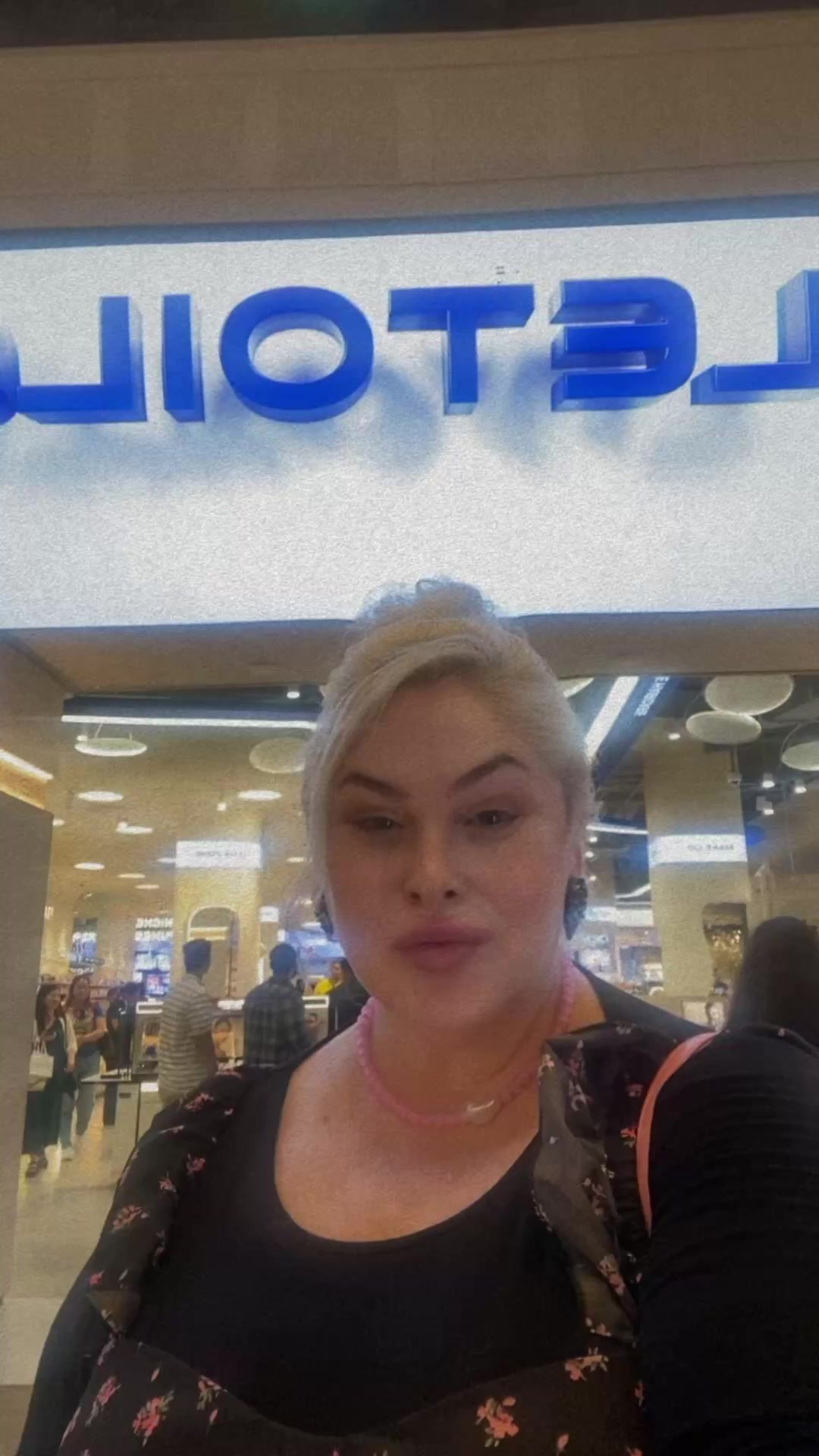 @Lorettalicious