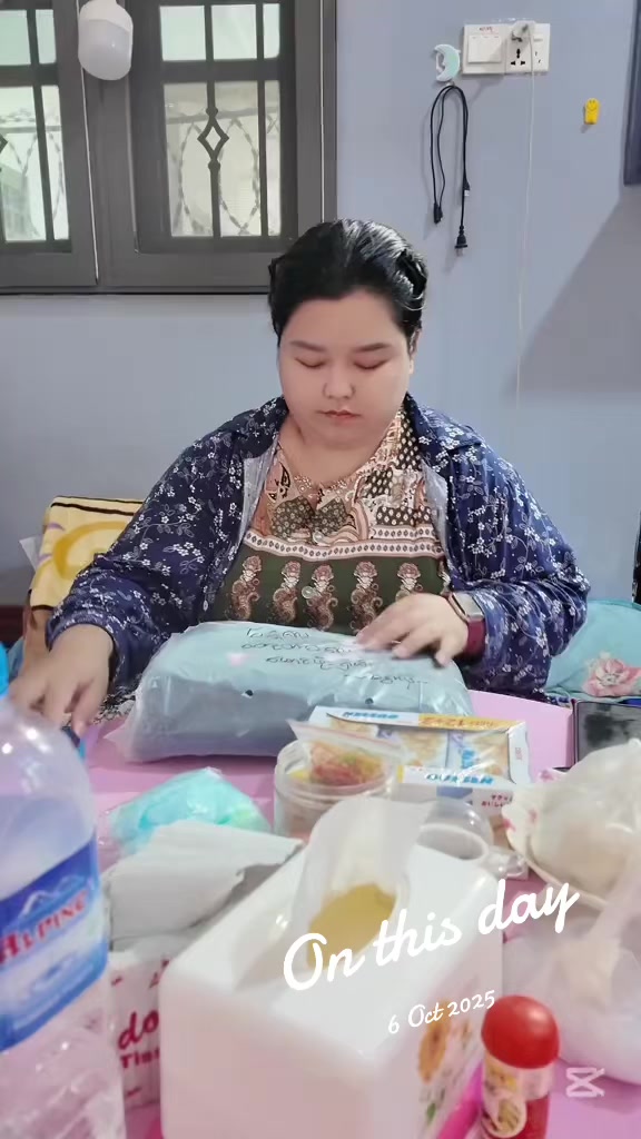 @သန့်သန့်လေးစားသောက်ကုန် 6591