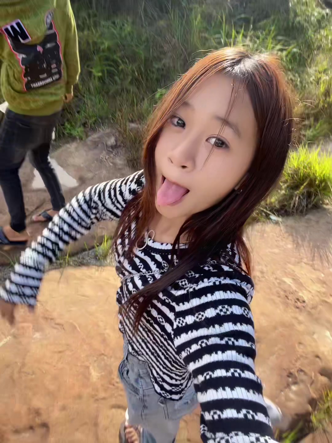 @Ji