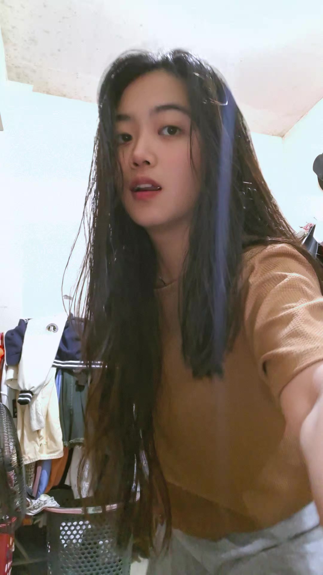 @Mvieeee