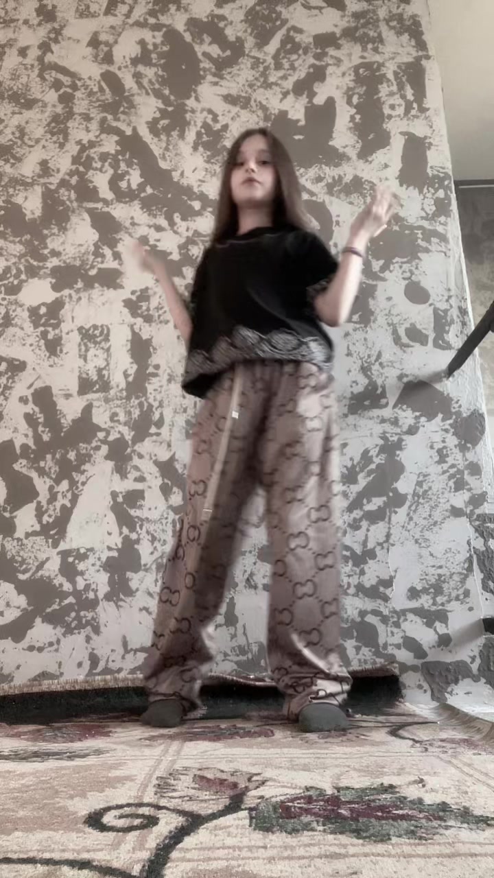 @Мілана❤️🖤❤️🖤