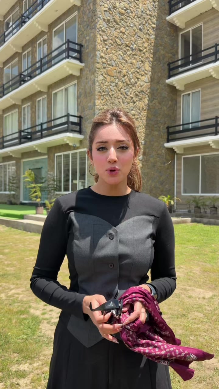 @Jannat Mirza 💛