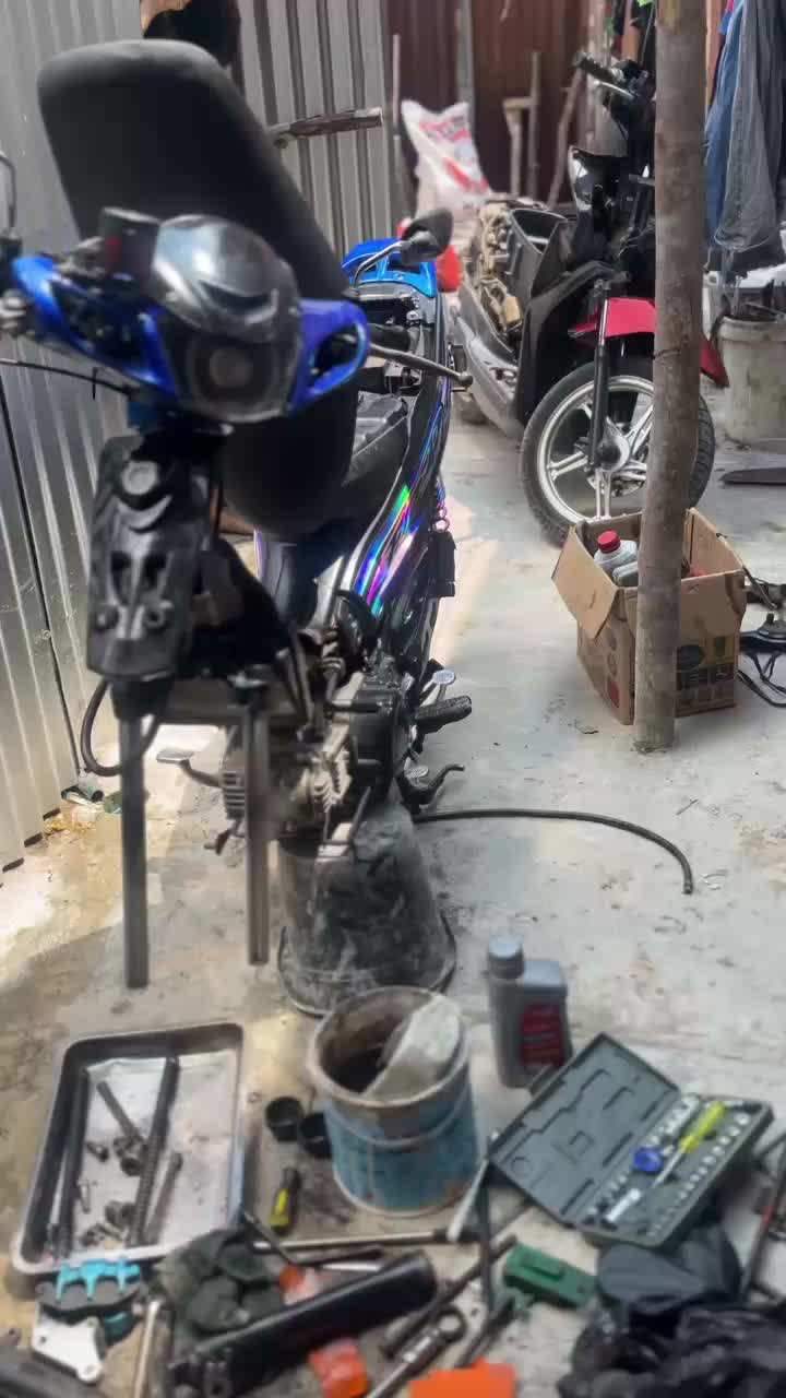 @RHD775