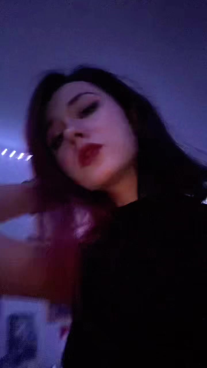 @Двухстворчатый клапан🖤