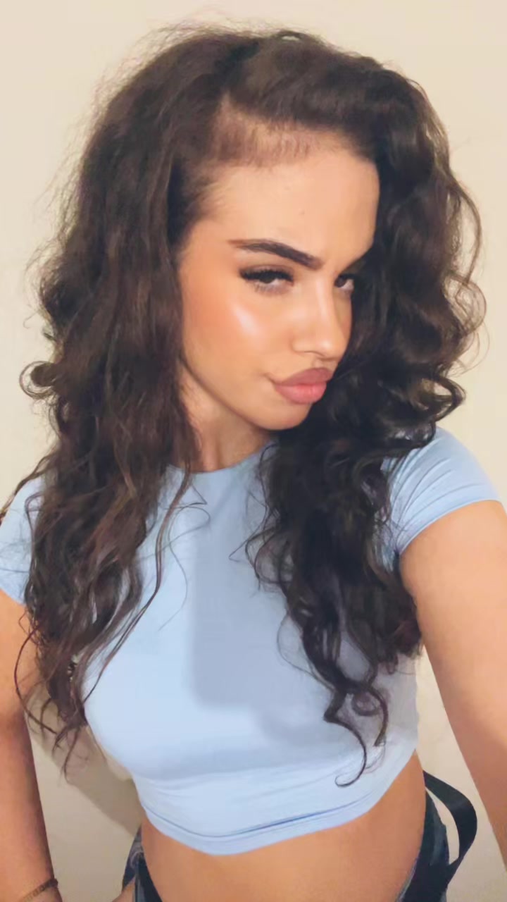 @𝑽𝒂𝒍𝒆💋