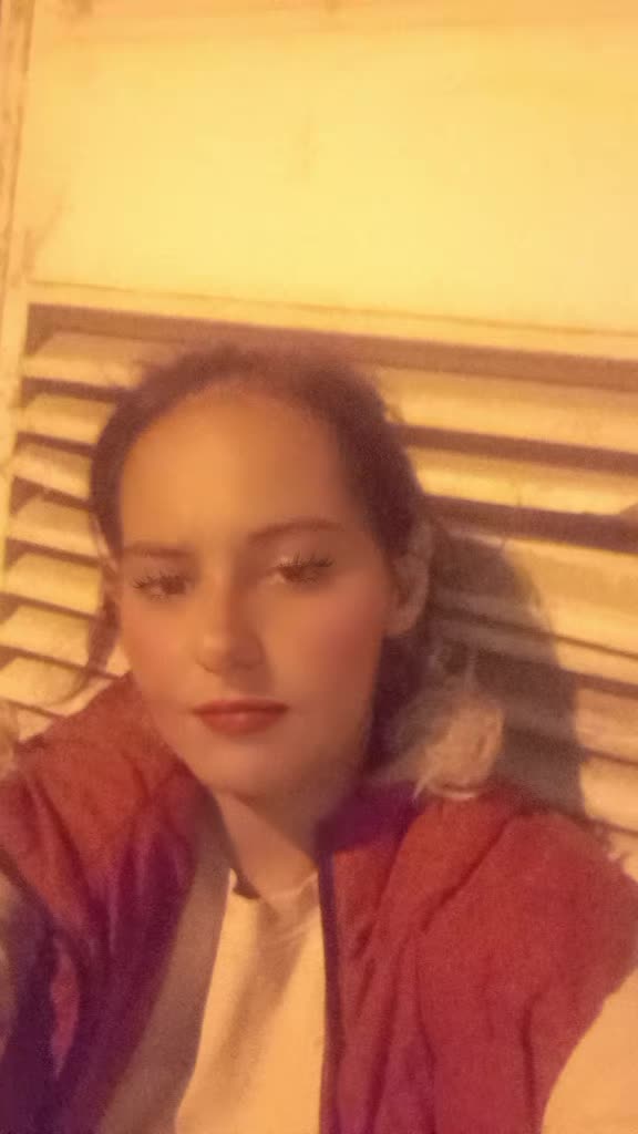 @Esma Sultan