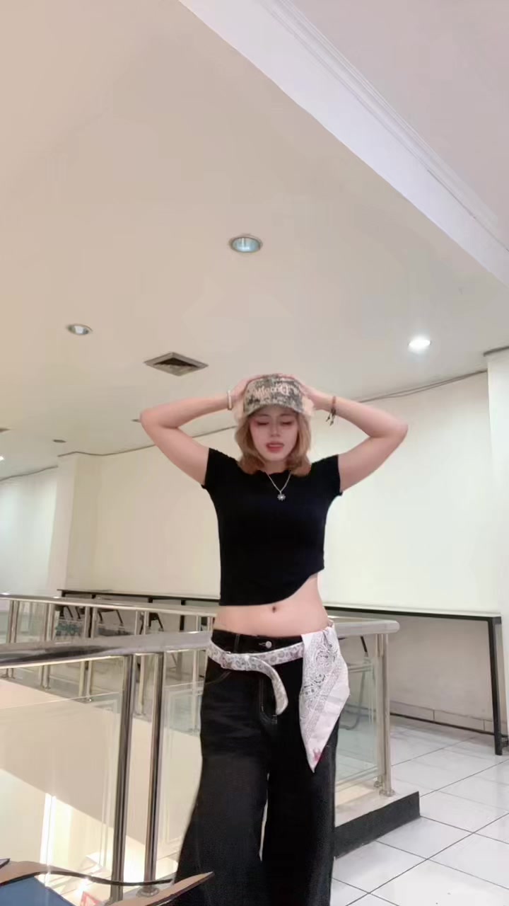 @cherilmoon