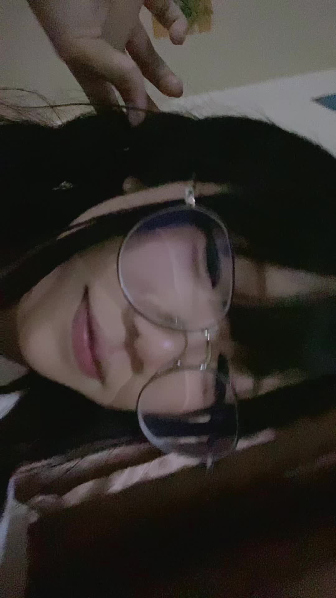@เด่กแว่น