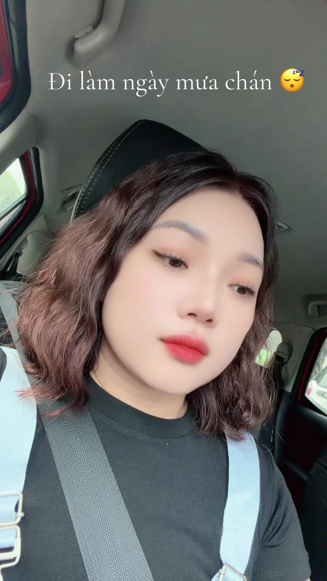 @Hằng Moon 💫