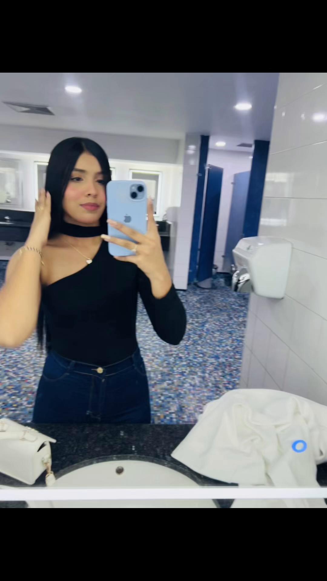 @️