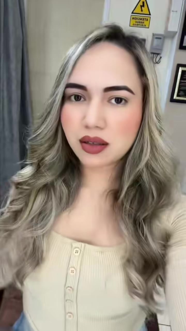 @CarlaLove⚡️🔥