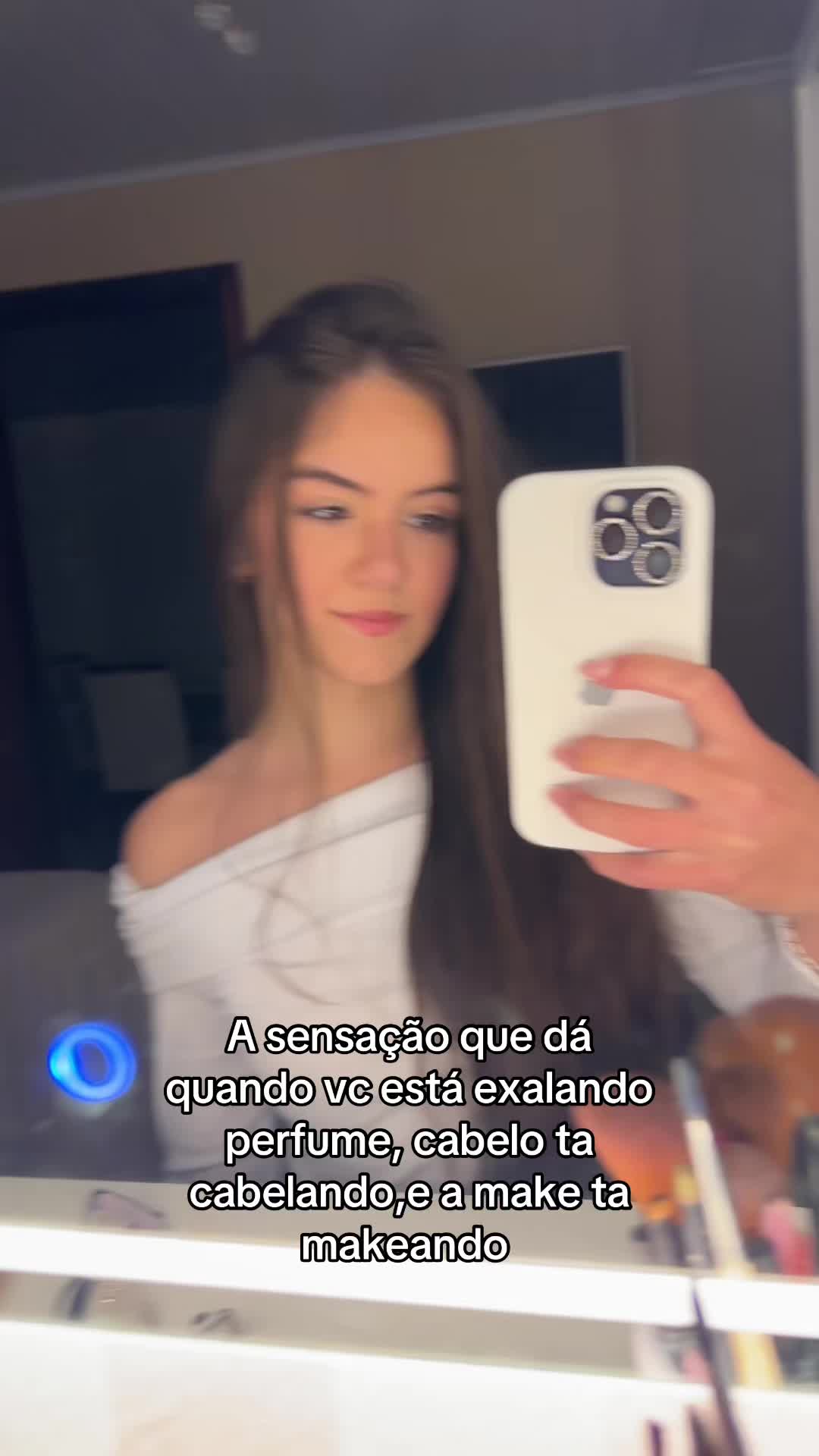 @Bella👻