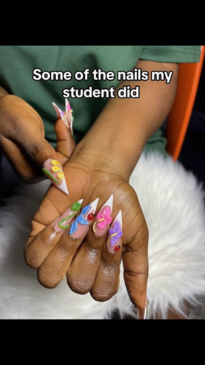 @Owerri~Nails and Lash Tech💅🏻
