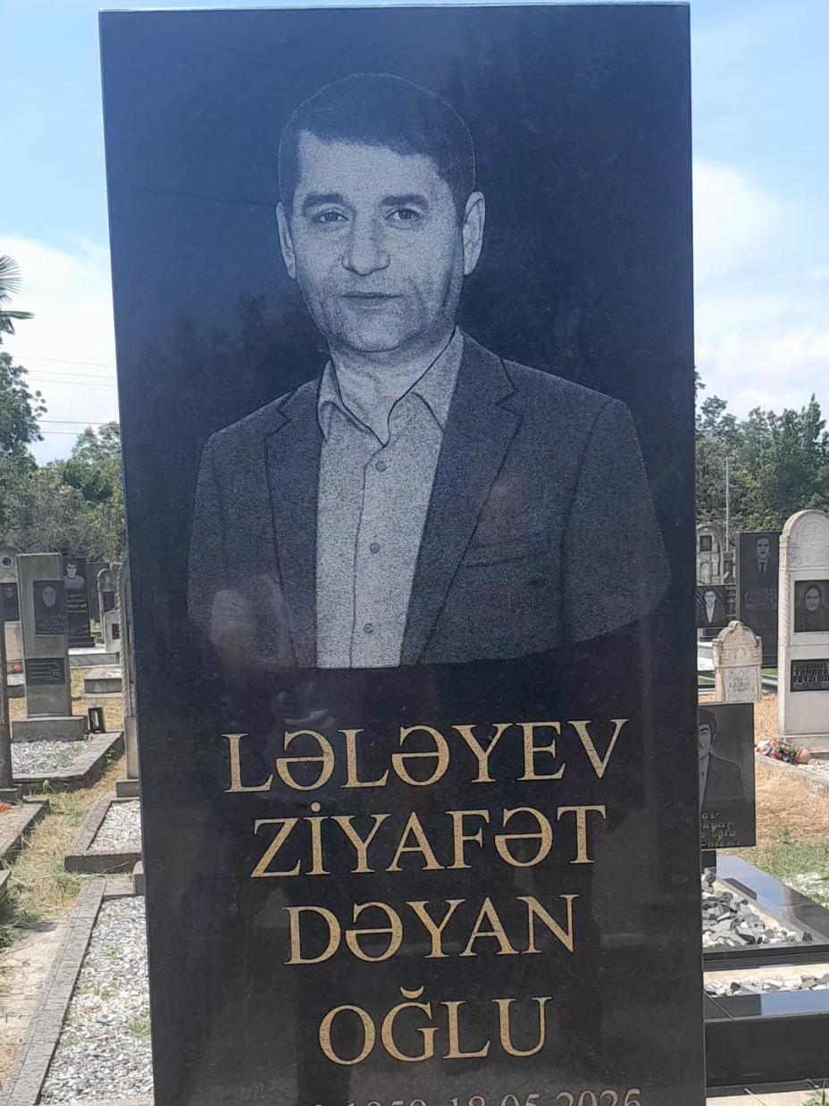 @Ruslan Kameraman