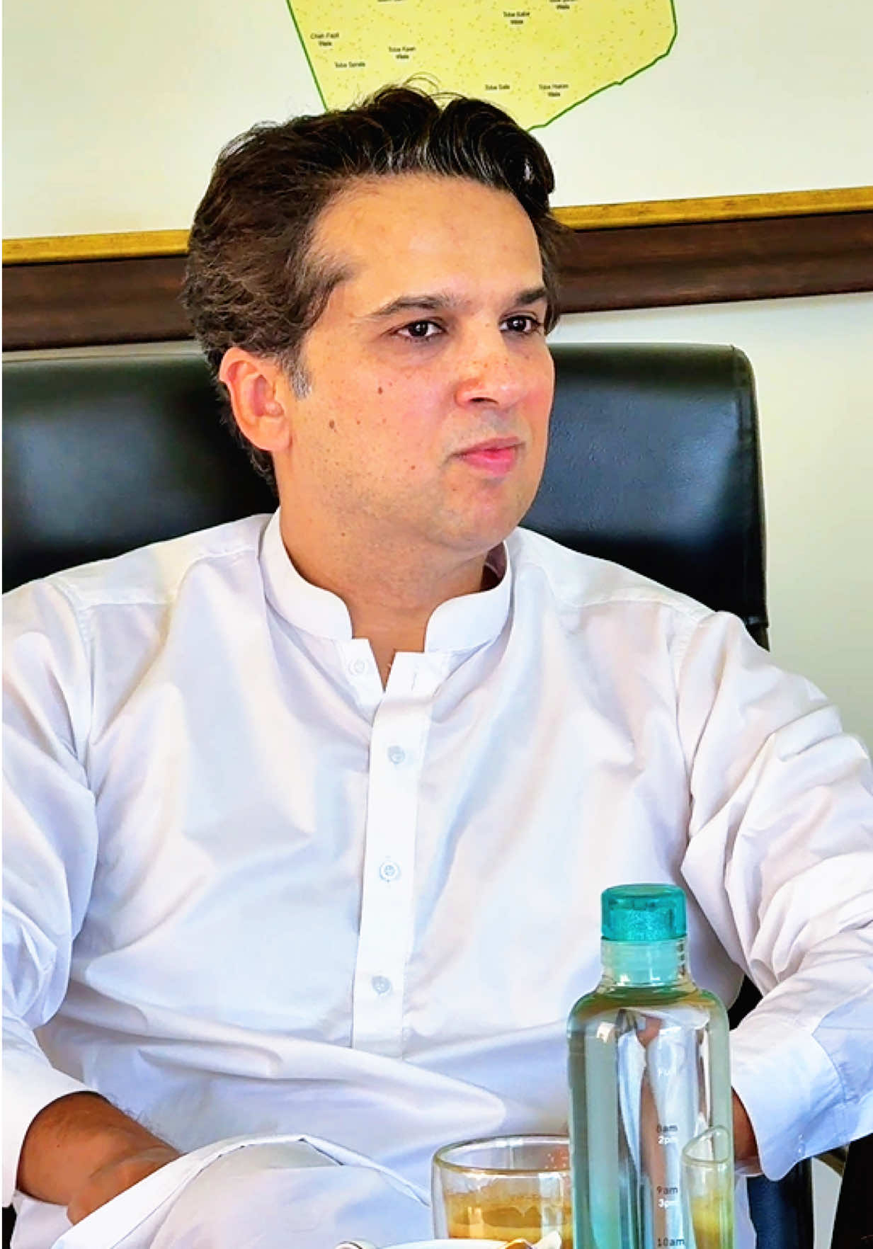 @Makhdoom Hashim Javan Bakht