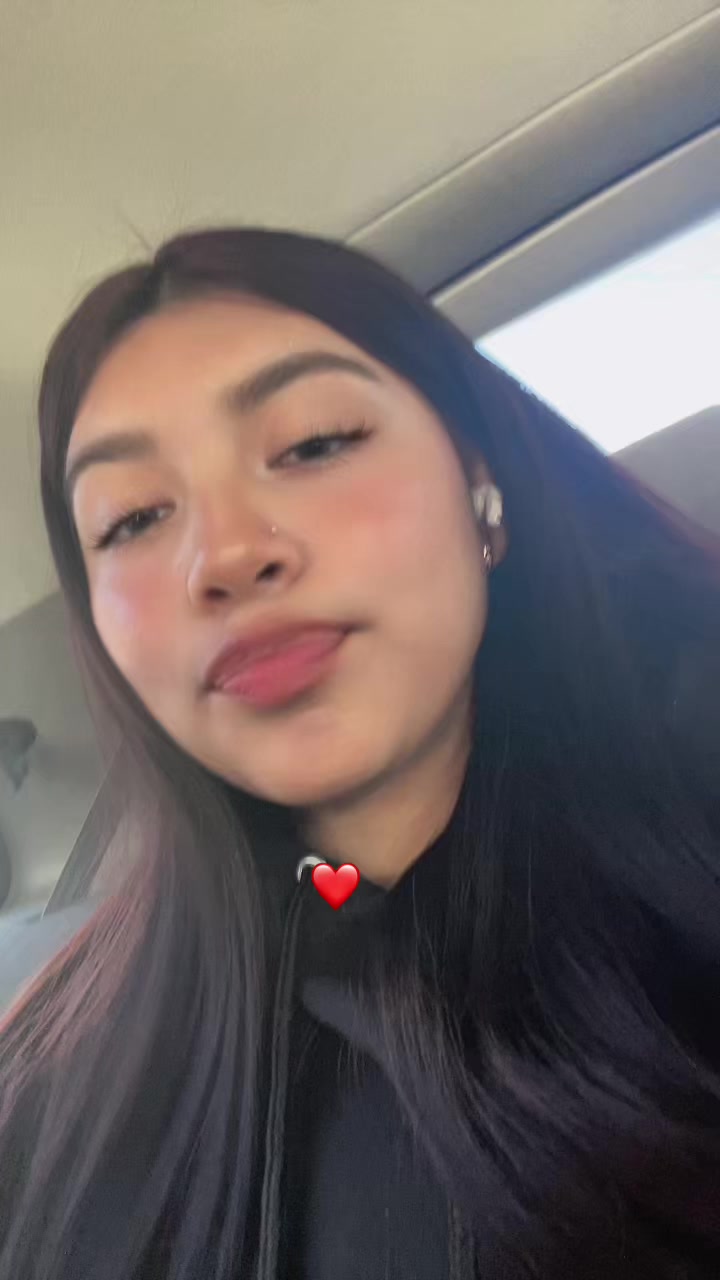 @melanycandoo