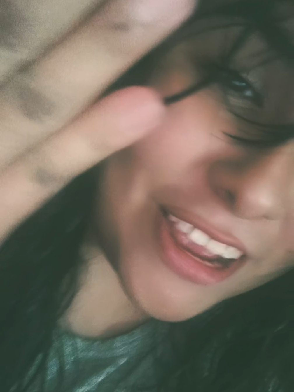 @JESSI WARA🌻