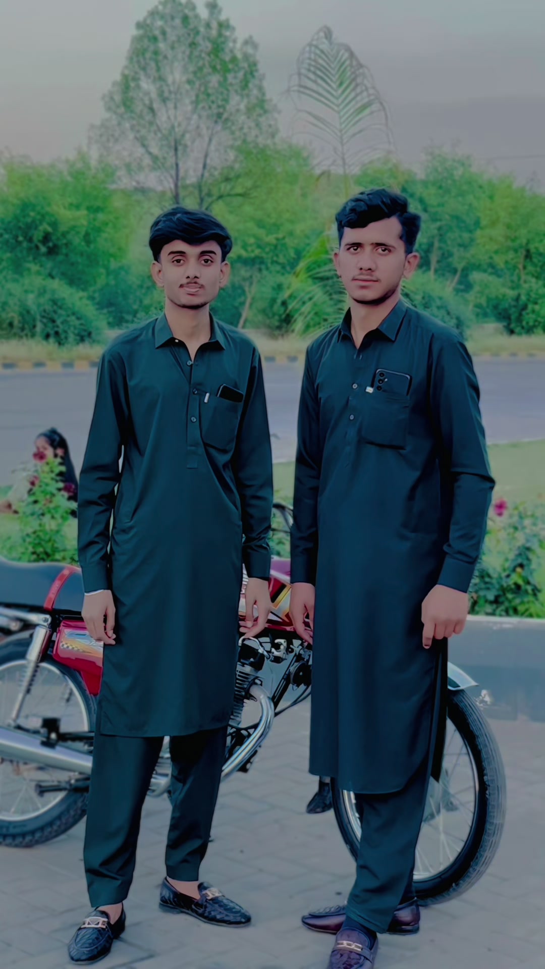 @Reyan🪫